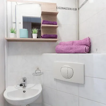 Lägenhet Cozy Pod Pramenem